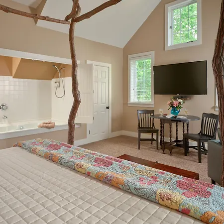 Goldberry Woods- A Modern Farm Resort-2